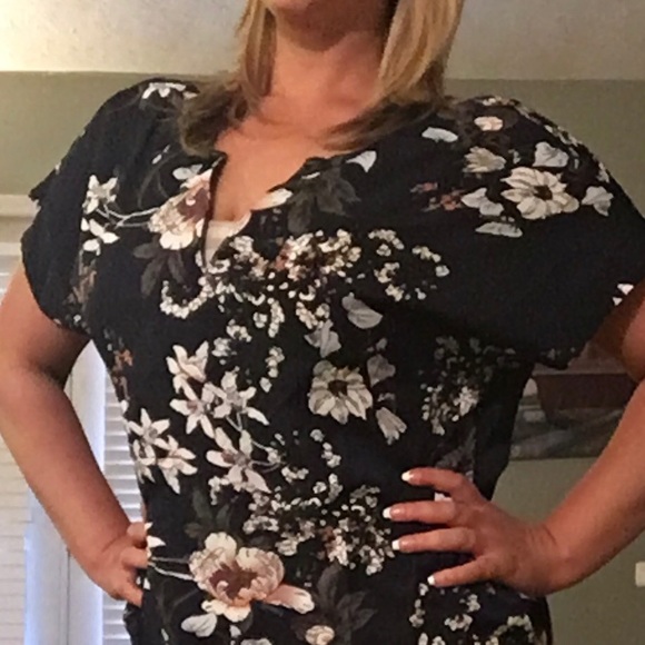 Shein Top Floral Navy Blue Size Large - Picture 6 of 6